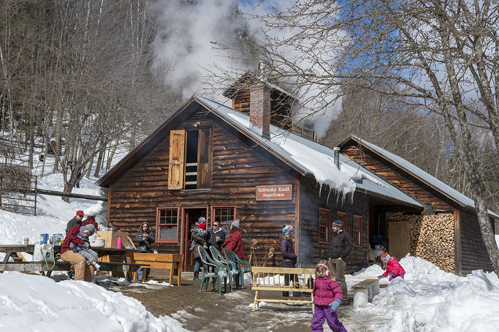 Where to Go During Vermont Maple Open House Weekend in 2026 | Happy Vermont